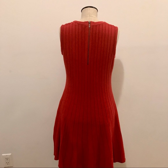 Nic + Zoe red knitwear bodycon flared dress dress. Size M Petite. EUC. - Picture 5 of 9
